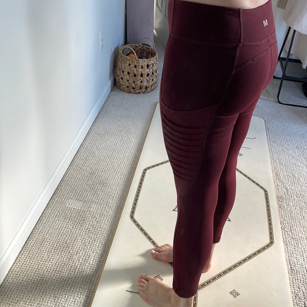 Yoga moto leggings, Size Medium. Side pockets for phone.